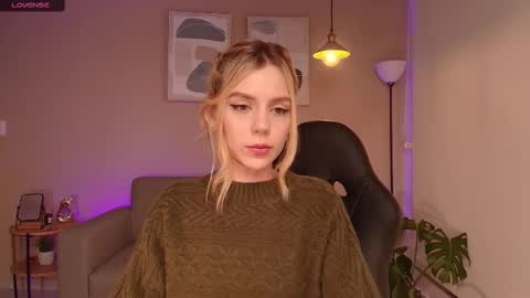 Snapshot of mirandashaw chatting on February 2025 11:36:01 PM Miranda Shaw online show from February 2025 11:36:01 PM