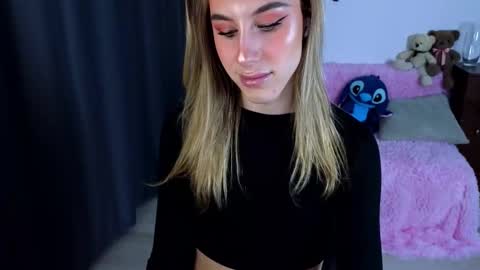 Snapshot of miraraid chatting on November 2025 04:35:01 AM miraraid online show from November 2025 04:35:01 AM