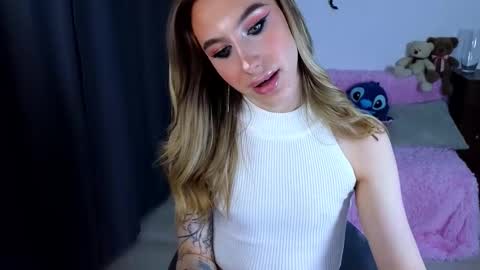 Snapshot of miraraid chatting on November 2025 11:02:01 PM miraraid online show from November 2025 11:02:01 PM