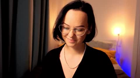 MiraSkyy online show from September 2025 03:49:02 PM