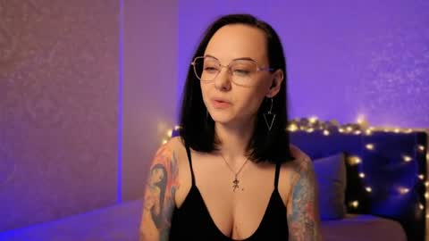 MiraSkyy online show from May 2026 04:57:02 PM
