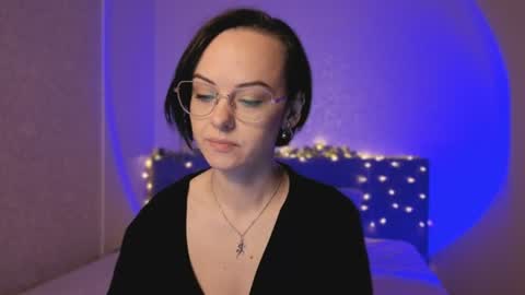 MiraSkyy online show from July 2026 07:29:02 PM