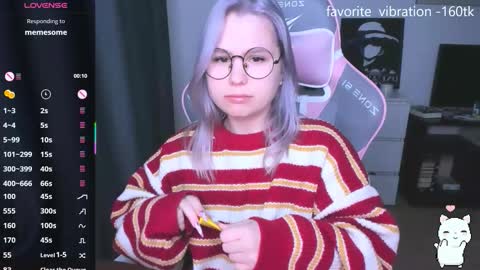 Kira online show from November 2025 08:56:01 PM