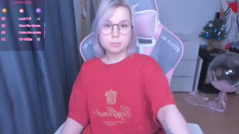 Kira online show from February 2026 10:38:01 PM