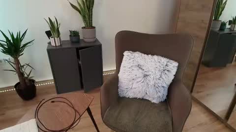 Mirela online show from March 2026 05:44:01 AM