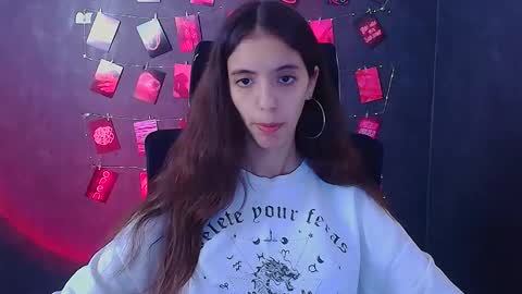 Snapshot of miri_miss chatting on November 2025 12:38:01 PM Miri online show from November 2025 12:38:01 PM