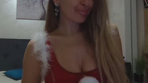 miriam04 online show from December 2024 10:17:02 PM