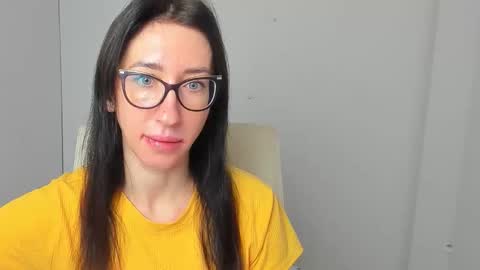 Snapshot of miriam_candyy chatting on November 2025 06:35:02 AM Mariam online show from November 2025 06:35:02 AM