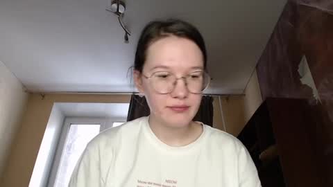 Snapshot of miriamor chatting on February 2025 07:04:02 AM Mira online show from February 2025 07:04:02 AM