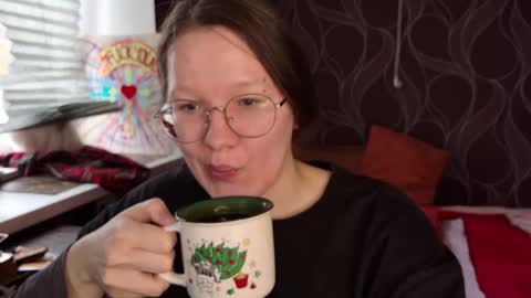 Snapshot of miriamor chatting on October 2025 07:52:02 AM Mira online show from October 2025 07:52:02 AM