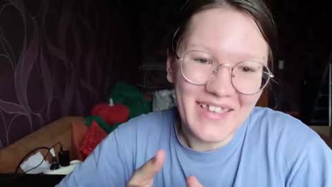 Snapshot of miriamor chatting on October 2025 08:07:01 AM Mira online show from October 2025 08:07:01 AM