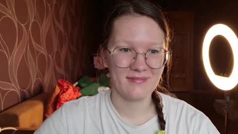 Snapshot of miriamor chatting on October 2025 08:05:02 AM Mira online show from October 2025 08:05:02 AM