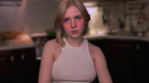 Mira online show from November 2025 12:10:01 AM