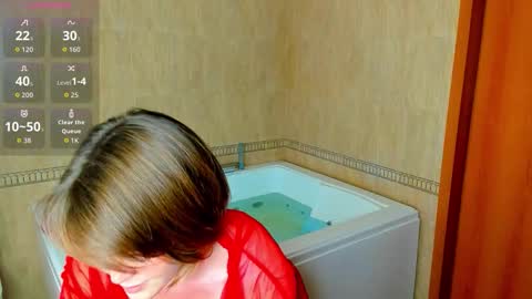 Shelley online show from September 2025 07:57:01 PM