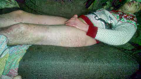 Snapshot of mirtoblack chatting on December 2024 01:47:01 AM mirtoblack online show from December 2024 01:47:01 AM