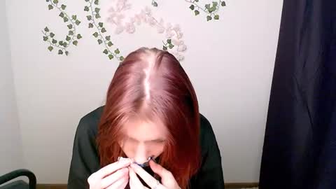 Snapshot of misaki_chan_ chatting on June 2026 09:03:02 PM misaki_chan_ online show from June 2026 09:03:02 PM