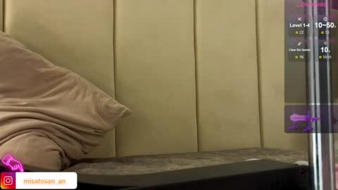 Annie  dont forget to thumbs up me  online show from January 2025 01:52:01 PM