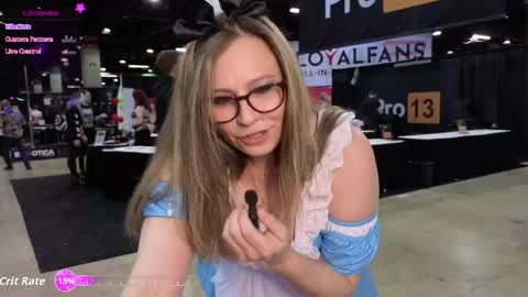 Snapshot of mischiefmuse chatting on April 2026 06:13:02 PM Mischief Muse online show from April 2026 06:13:02 PM