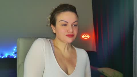 Snapshot of mishamilf chatting on December 2024 06:20:01 PM Misha online show from December 2024 06:20:01 PM