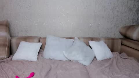 mishapallmer online show from February 2026 04:32:01 PM