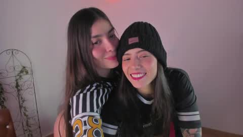 KRAVE  online show from April 2026 09:48:01 PM