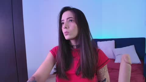 KRAVE  online show from April 2026 07:53:01 PM