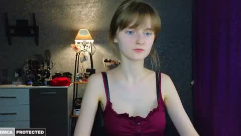 Snapshot of miss___alisa chatting on June 2026 06:31:02 PM Alisa NONNUDE online show from June 2026 06:31:02 PM