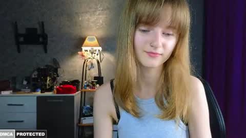 Snapshot of miss___alisa chatting on July 2026 06:03:02 PM Alisa NONNUDE online show from July 2026 06:03:02 PM