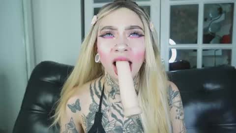 miss___angel online show from February 2026 10:55:02 AM