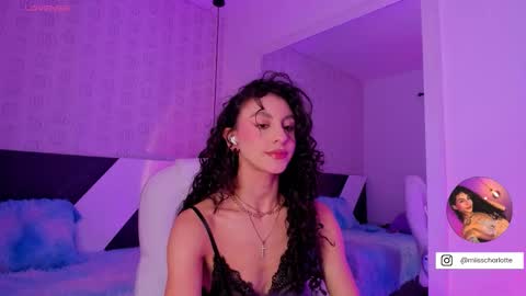 Snapshot of miss__charlotte_ chatting on November 2025 01:07:02 AM Charlotte online show from November 2025 01:07:02 AM