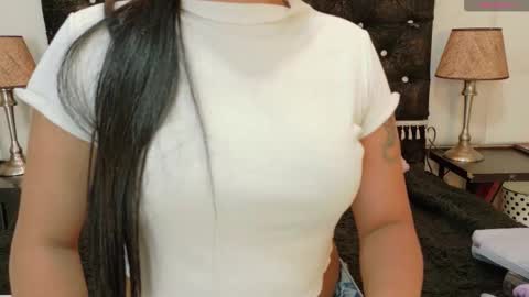 Snapshot of miss__star_ chatting on January 2026 11:48:02 AM miss__star_ online show from January 2026 11:48:02 AM