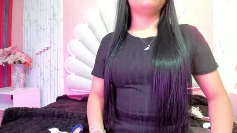 Snapshot of miss__star_ chatting on May 2026 01:51:01 PM miss__star_ online show from May 2026 01:51:01 PM