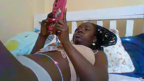 Snapshot of miss_atitude chatting on September 2025 05:08:02 AM miss_atitude online show from September 2025 05:08:02 AM