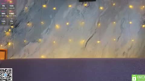 Snapshot of miss_bubbles chatting on July 2026 01:30:01 AM Sandy online show from July 2026 01:30:01 AM