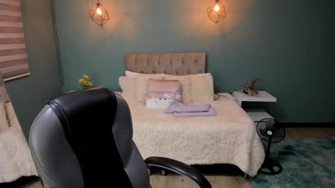 Cataleya online show from December 2025 11:49:02 AM