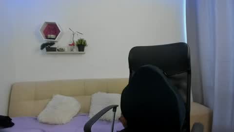 Snapshot of miss_charlotte05 chatting on June 2026 07:27:02 PM Charlotte online show from June 2026 07:27:02 PM