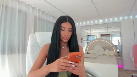 Snapshot of miss_diamond__ chatting on June 2026 06:33:02 AM miss_diamond__ online show from June 2026 06:33:02 AM