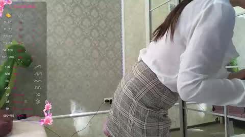 Snapshot of miss_divora chatting on October 2025 09:31:01 AM miss_divora online show from October 2025 09:31:01 AM