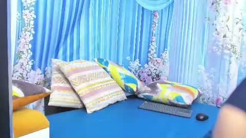 Monica Patricia online show from August 2026 03:23:02 AM