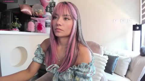 insta    online show from February 2026 05:13:02 PM