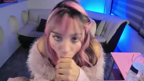 insta    online show from March 2026 04:35:01 PM