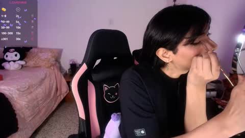 Snapshot of miss_hikikomori chatting on November 2025 03:52:02 AM Asami  online show from November 2025 03:52:02 AM