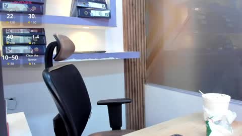 Snapshot of miss_horney chatting on April 2026 02:13:02 PM miss_horney online show from April 2026 02:13:02 PM