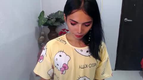 julie online show from April 2026 07:03:02 PM