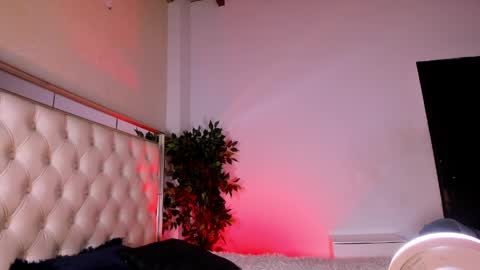 Snapshot of miss_khalifadoll chatting on June 2026 03:31:01 AM miss_khalifadoll online show from June 2026 03:31:01 AM