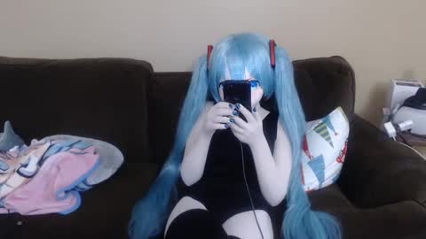 Miku online show from December 2024 01:36:01 AM