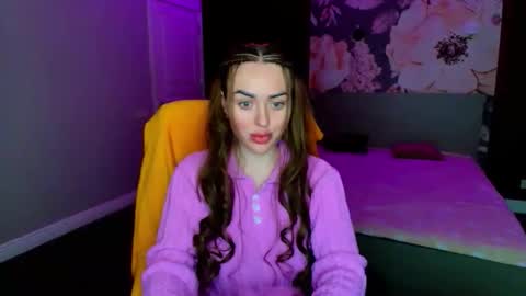 miss_kiten online show from April 2026 07:47:01 PM
