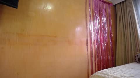 lilieth  online show from February 2026 07:10:01 PM