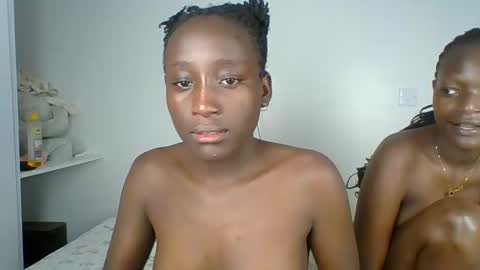 Snapshot of miss_lolah7 chatting on May 2026 12:01:02 PM miss_lolah7 online show from May 2026 12:01:02 PM