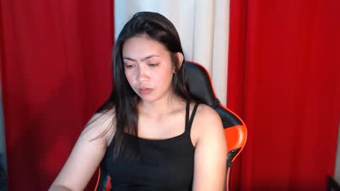 Snapshot of miss_lyve chatting on May 2026 04:07:02 AM itsme lyve online show from May 2026 04:07:02 AM